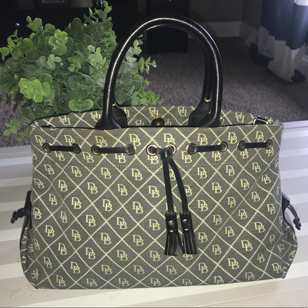 Dooney & Bourke Handbag